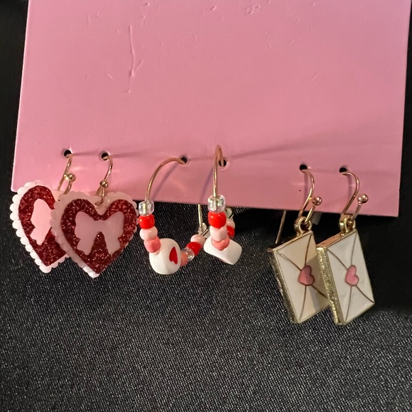 Valentine’s Day Variety Pack Earrings. NEW - Picture 2 of 7
